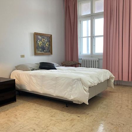 Apartamento Le Couvent Sainte Anne-des-Chênes Exterior foto