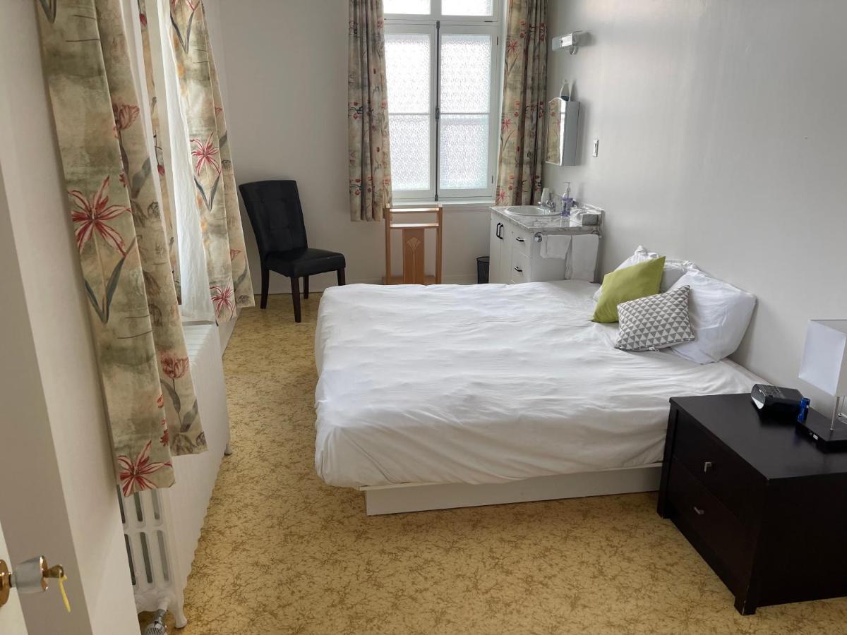 Apartamento Le Couvent Sainte Anne-des-Chênes Exterior foto