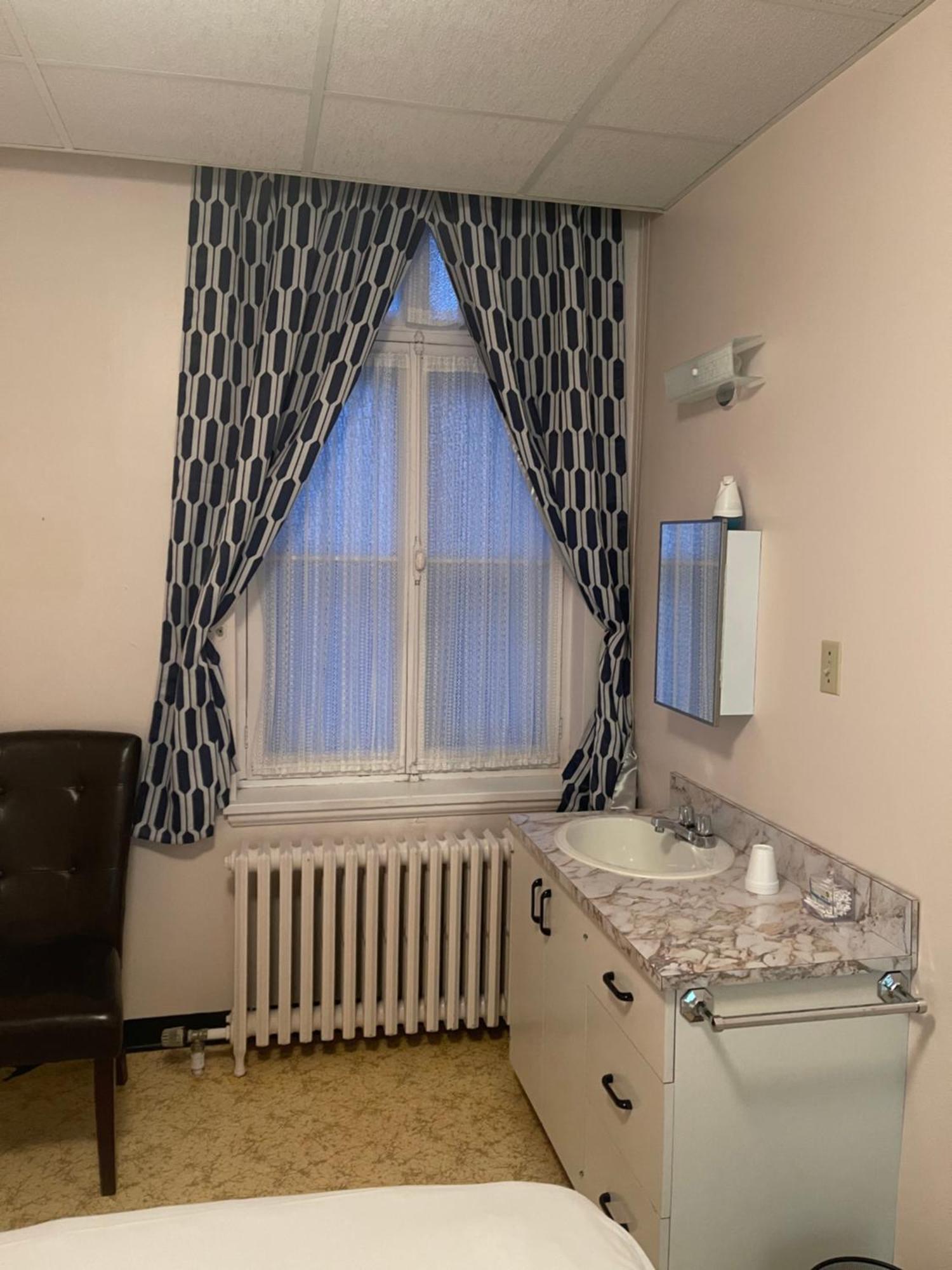 Apartamento Le Couvent Sainte Anne-des-Chênes Exterior foto